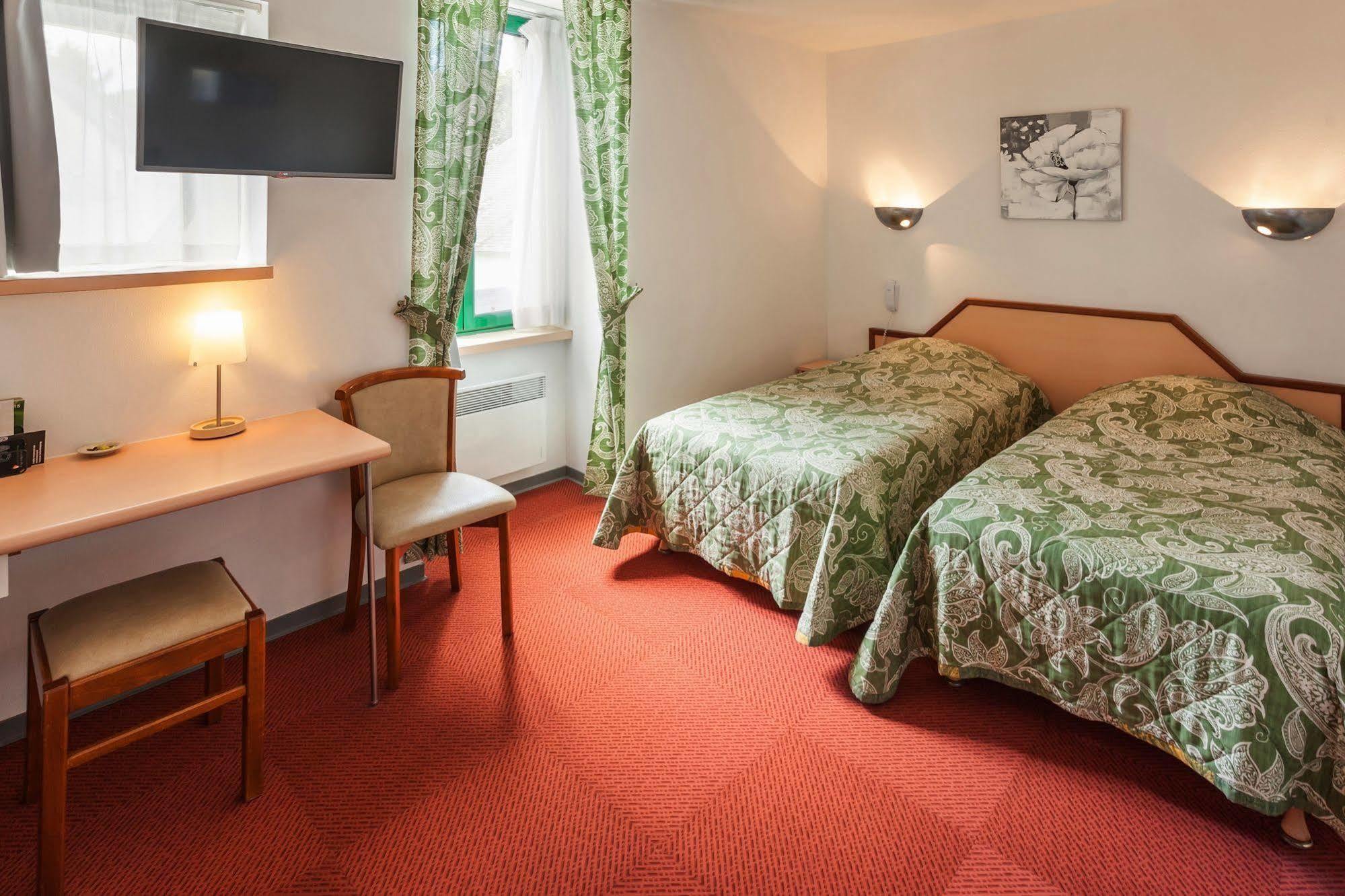 Hotel Du Lac Huelgoat Dış mekan fotoğraf